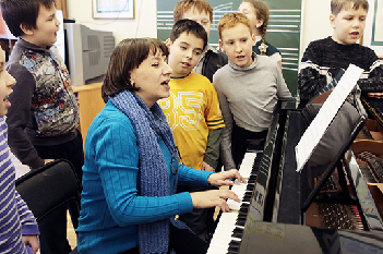 Как стать педагогом по вокалу без расписания и поездок